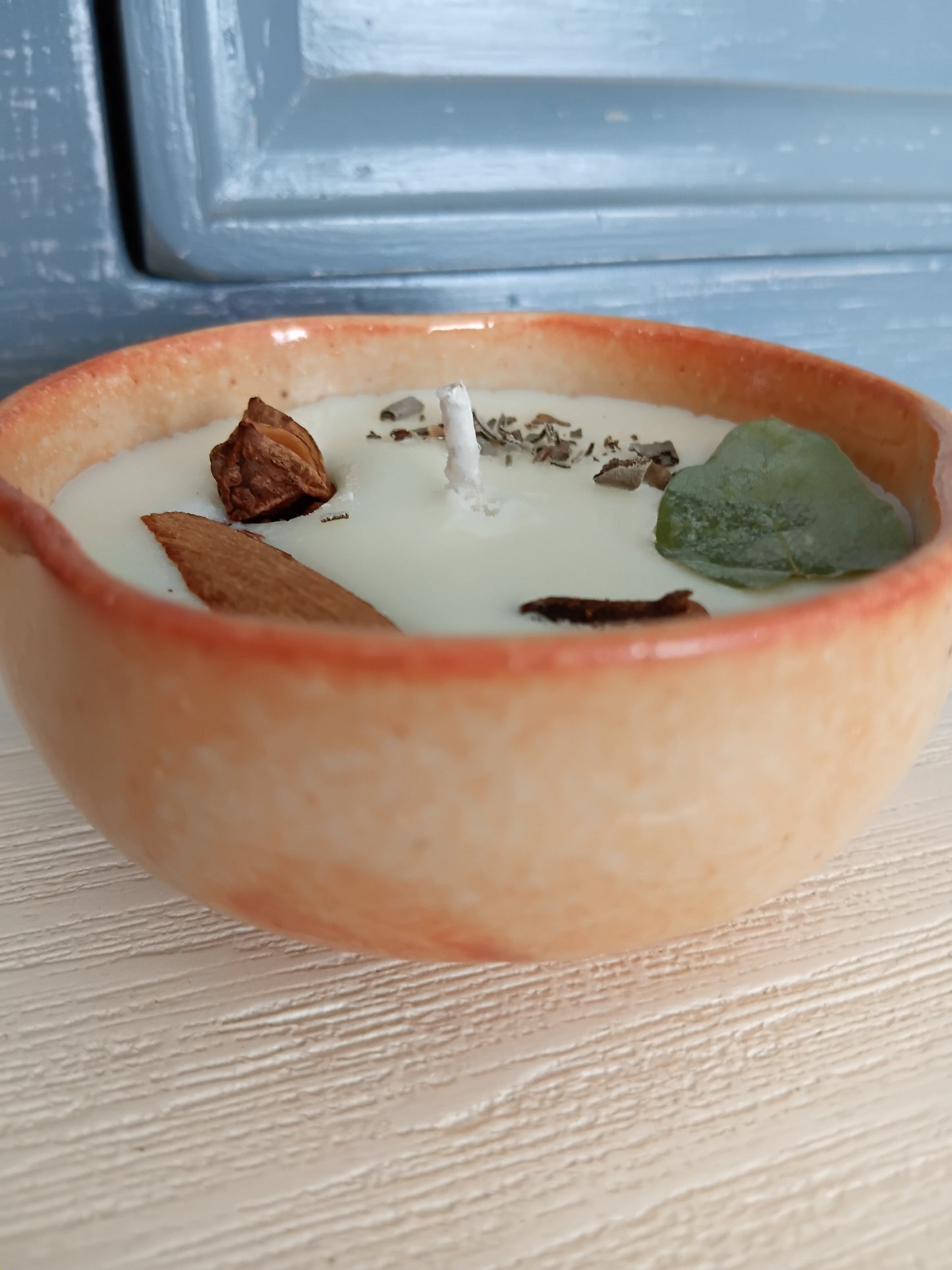 Cedarwood & Frankincense (spiritual clensing candle)