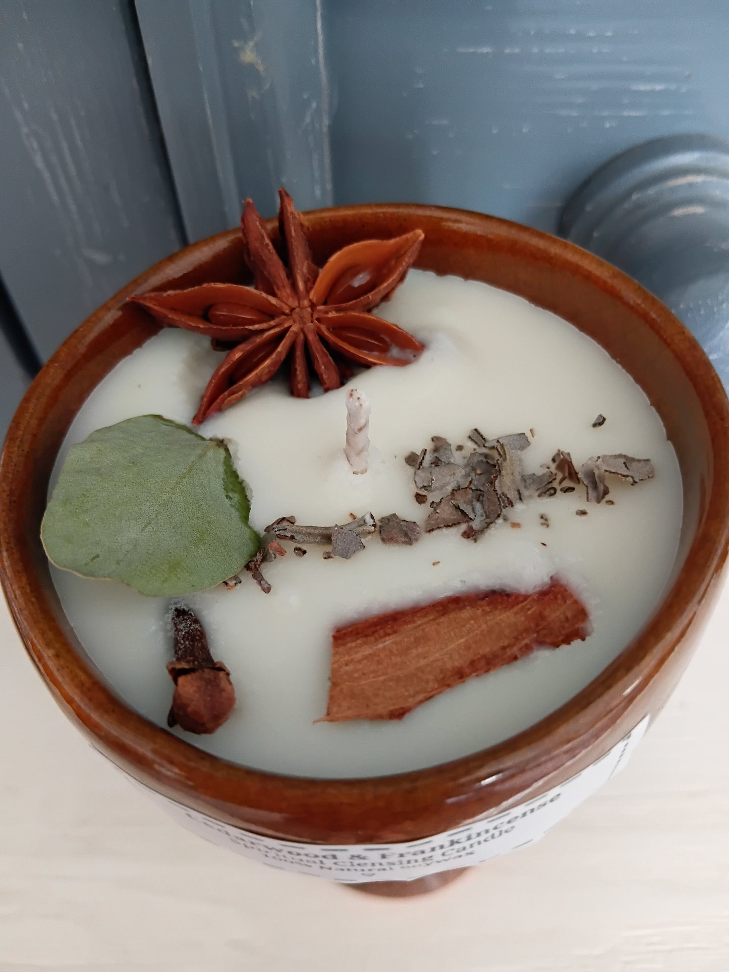 Cedarwood & Frankincense (spiritual clensing candle)