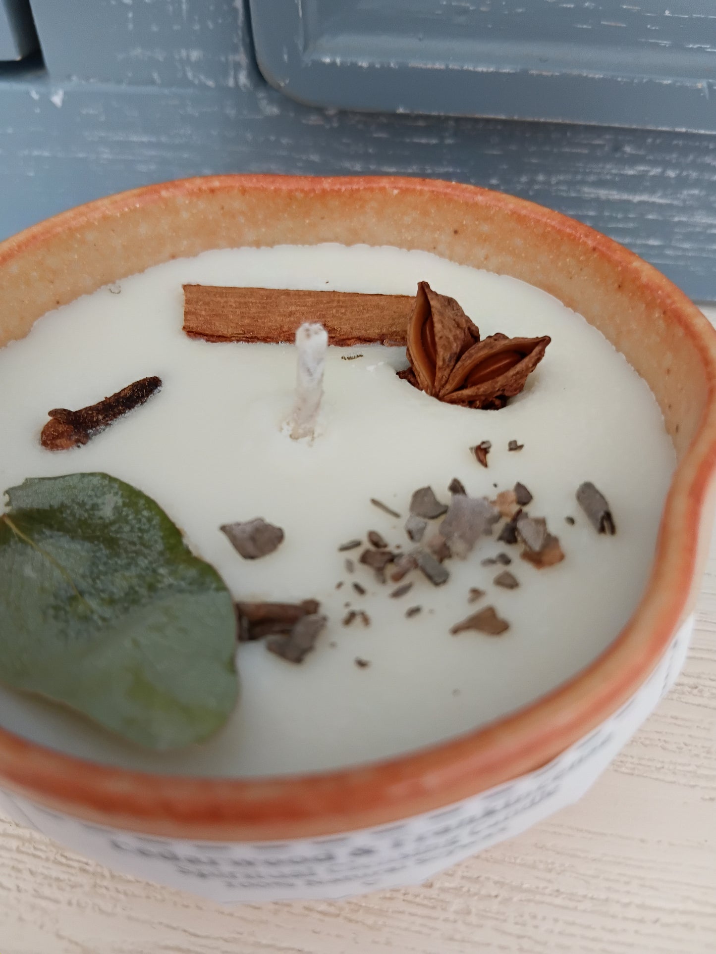 Cedarwood & Frankincense (spiritual clensing candle)