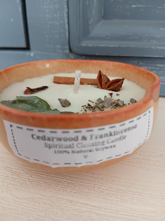 Cedarwood & Frankincense (spiritual clensing candle)